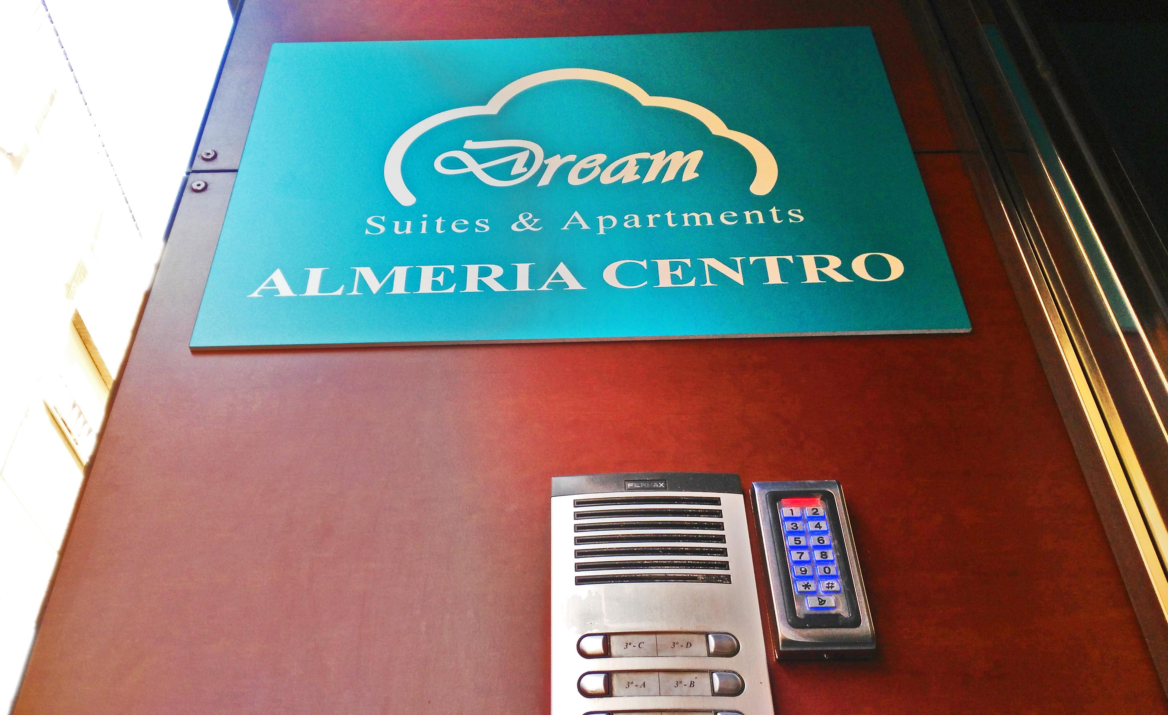 Dream Suites And Apartments Almeria Centro Εξωτερικό φωτογραφία