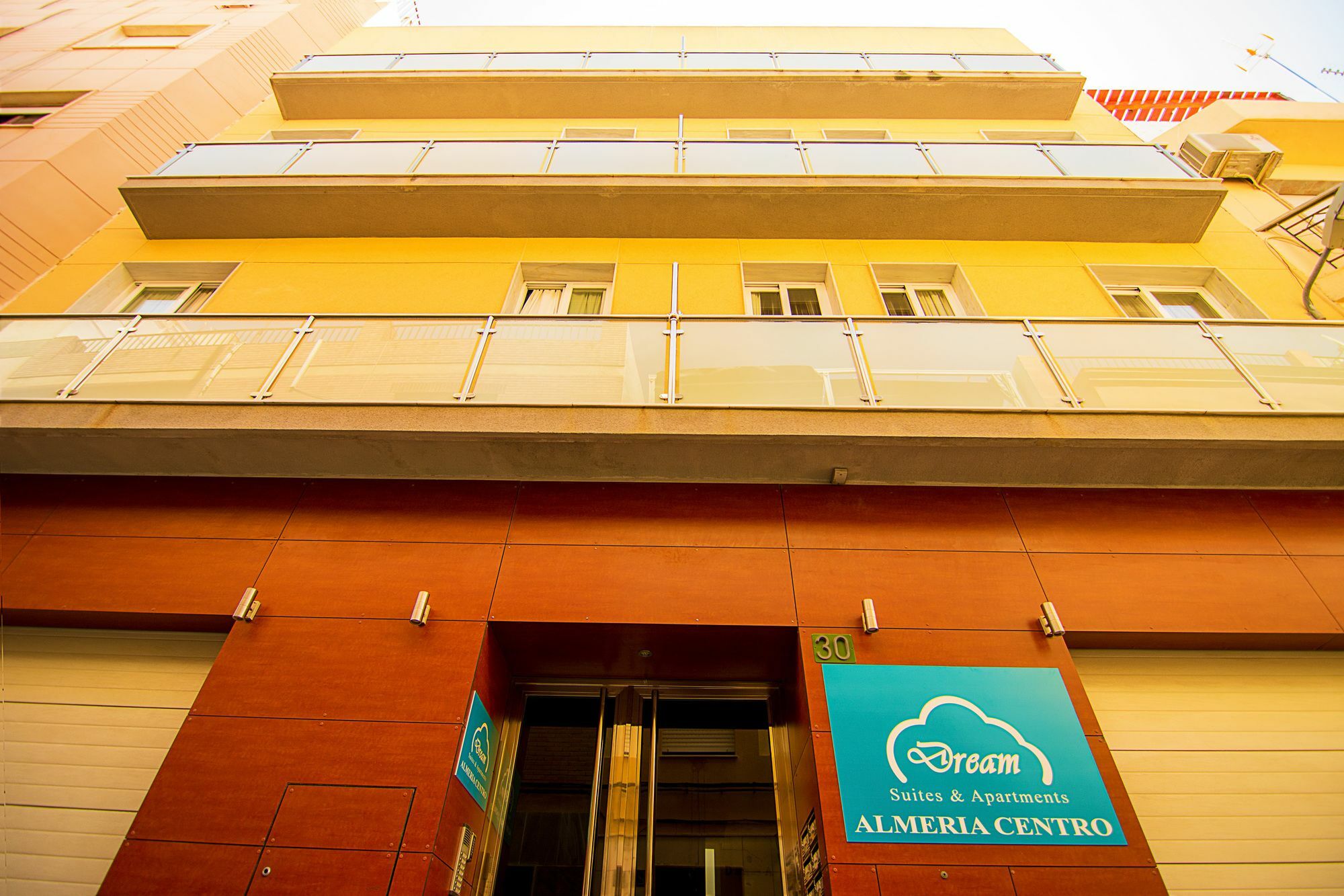 Dream Suites And Apartments Almeria Centro Εξωτερικό φωτογραφία